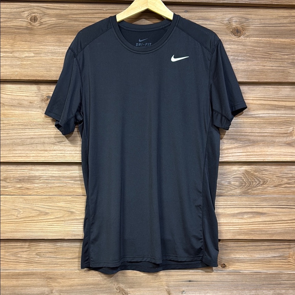 Nike Men's Black Dri-FIT Shirt